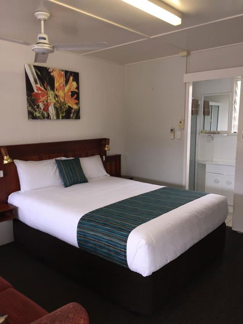 Pacific Sun Motor Inn - Accommodation Sunshine Coast 3