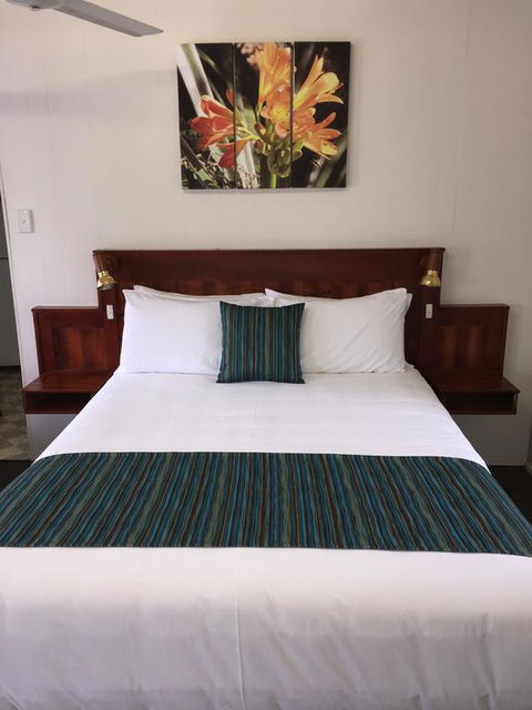 Pacific Sun Motor Inn - Accommodation Sunshine Coast 0
