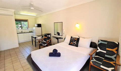 Paradise Court - Accommodation Sunshine Coast 1