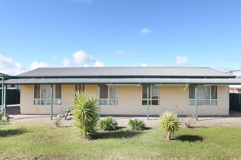 Port Victoria SA Accommodation Sunshine Coast