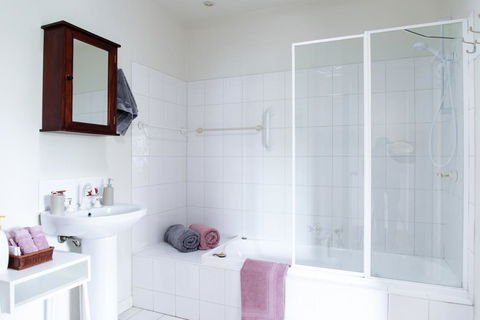 Parker Lodge Maldon - Accommodation Sunshine Coast 2