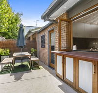 Pearl Seaside - Accommodation Sunshine Coast