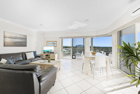 Penthouse - Private Rooftop Spa - Accommodation Sunshine Coast 1