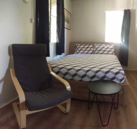 Pentland Hotel Motel - Accommodation Sunshine Coast 0