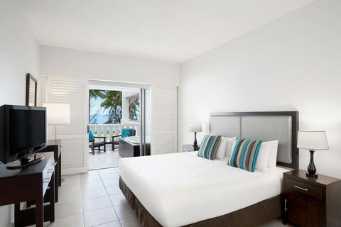 Peppers Beach Club & Spa - Accommodation Sunshine Coast 3