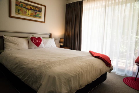Perth City Retreat - Accommodation Sunshine Coast 1