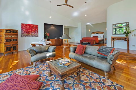 Pethers Rainforest Retreat - Accommodation Sunshine Coast 1