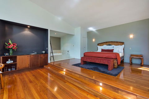 Pethers Rainforest Retreat - Accommodation Sunshine Coast 3