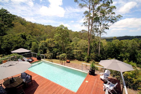 Phoenix Eumundi Bed & Breakfast - Accommodation Sunshine Coast 3
