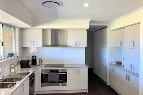 Pinnacle Retreat - Accommodation Sunshine Coast 0