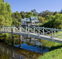 PLUM TREE COTTAGE - spa cottage with woodfire - Accommodation Sunshine Coast