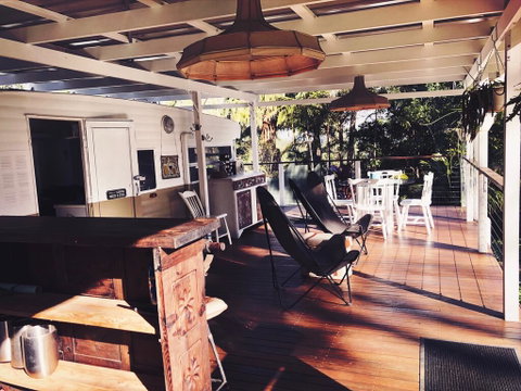 Poppy Luxe Caravan In The Byron Bay Hinterland - Accommodation Sunshine Coast 2