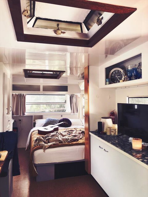 Poppy Luxe Caravan In The Byron Bay Hinterland - Accommodation Sunshine Coast 3