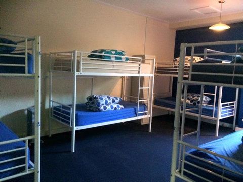 Port Adelaide Backpackers - Accommodation Sunshine Coast 2