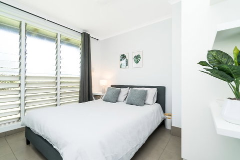 Private Pool, Big Backyard, Aircon - Paradise! - Accommodation Sunshine Coast 3