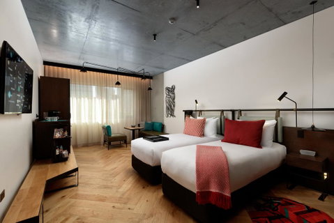 QT Melbourne - Accommodation Sunshine Coast 3