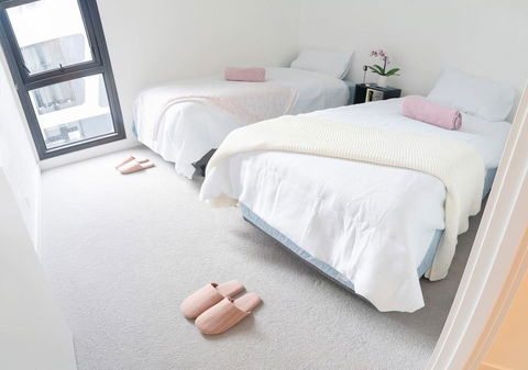 R&K Luxury Apartment Fantastic Skyline View CBD Parking&Free Tram Heart Of Melbourne - Accommodation Sunshine Coast 3