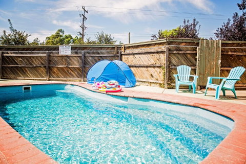 Regent Retreat - Echuca Moama Holiday Accommodation - Accommodation Sunshine Coast 3