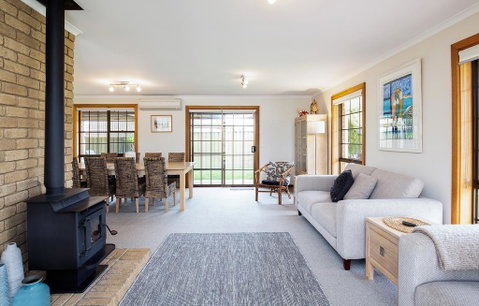 Relax On Ryan @ Robe - Accommodation Sunshine Coast 1