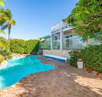 Resort-style Home - Accommodation Sunshine Coast