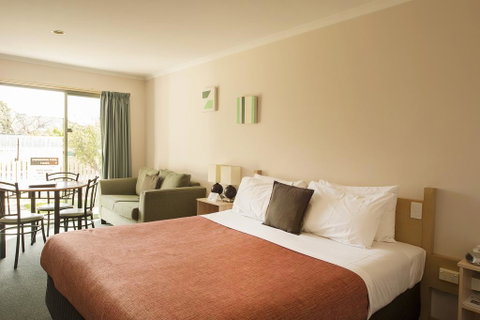 Rose Garden Motel - Accommodation Sunshine Coast 0