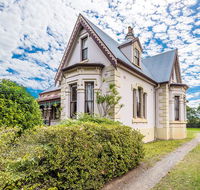 Rosslyn - Accommodation Sunshine Coast
