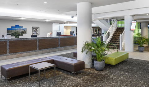 Rydges Esplanade Resort Cairns - Accommodation Sunshine Coast 2
