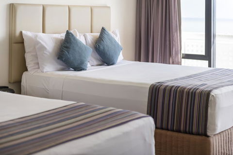 Rydges Esplanade Resort Cairns - Accommodation Sunshine Coast 3