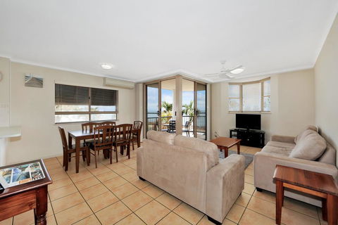 Santalina Beach Gem - Accommodation Sunshine Coast 2