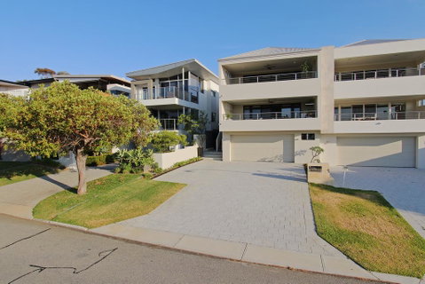 Sapphire Blue Apartment - Accommodation Sunshine Coast 2