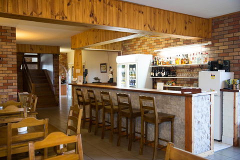 Scone Motor Inn & Apartments - Accommodation Sunshine Coast 3