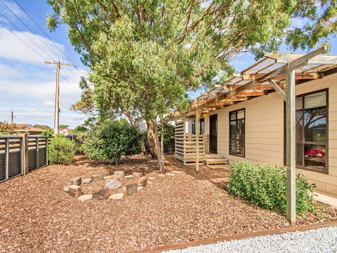 Sea Devine - Accommodation Sunshine Coast 0