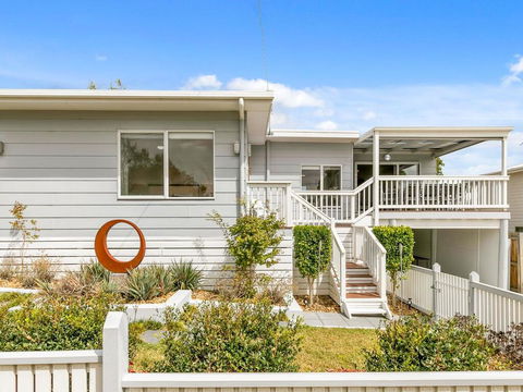 Sea Esta - Accommodation Sunshine Coast 0