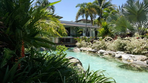 Sea Temple Port Douglas Luxury Penthouses - Swim Outs & Spa Apartments - Accommodation Sunshine Coast 3