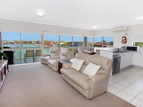 Serenity Waters 9 - Accommodation Sunshine Coast 3