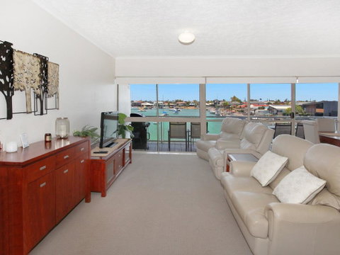 Serenity Waters 9 - Accommodation Sunshine Coast 1