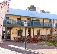 Settlers House - Accommodation Sunshine Coast