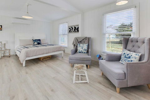 Shearers Cottage - Pet Friendly Holiday Accommodation - Accommodation Sunshine Coast 0