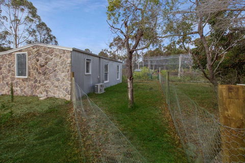Shearers Cottage - Pet Friendly Holiday Accommodation - Accommodation Sunshine Coast 1
