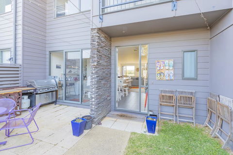 Shore To Relax - Family Or Corporate Bookings Only - Accommodation Sunshine Coast 2