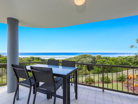 Shoreline Six With Ocean Views To See The Whales - Accommodation Sunshine Coast 0