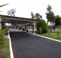 Silver Oaks Motel - Accommodation Sunshine Coast