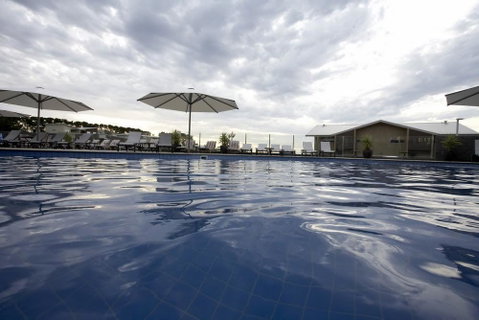Silver Water Resort With Ocean Views. - Accommodation Sunshine Coast 0