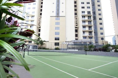 SK2 - 3BR With Pool Gym Steam Room In Story Bridge - Accommodation Sunshine Coast 2