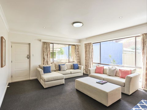 Skymirror Villa - Accommodation Sunshine Coast 2