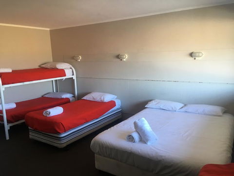 Snowy Mountains Resort And Function Centre - Accommodation Sunshine Coast 1