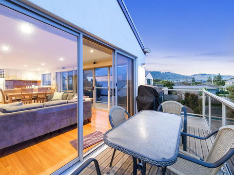 Sound Of The Sea - Accommodation Sunshine Coast 1