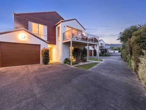 Sound Of The Sea - Accommodation Sunshine Coast 0