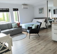 South Terrace 'Nesuto'  Smart TV  WiFi - Accommodation Sunshine Coast