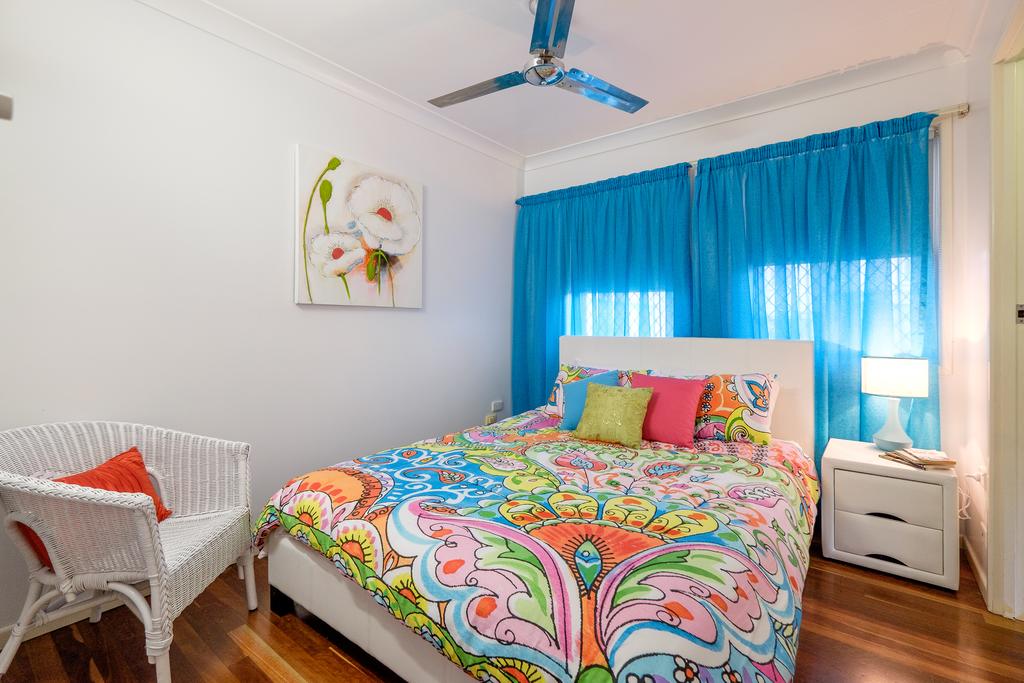 Alloway QLD Accommodation Sunshine Coast